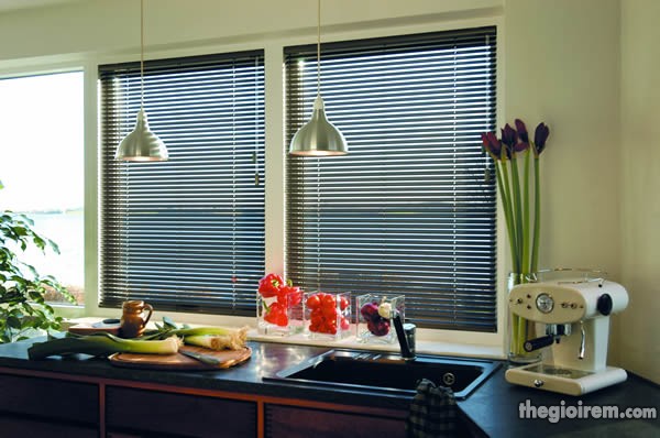 Phòng khách, phòng bếp nên chọn rèm cửa như thế nào?