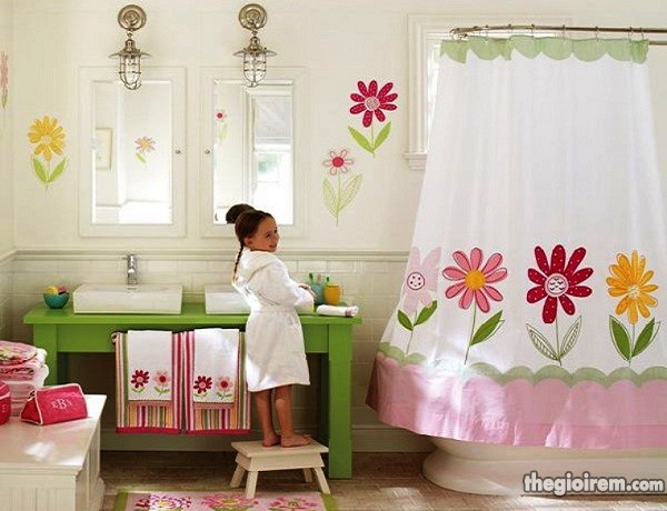 Mách cha mẹ ý tưởng trang trí phòng tắm siêu kool cho bé