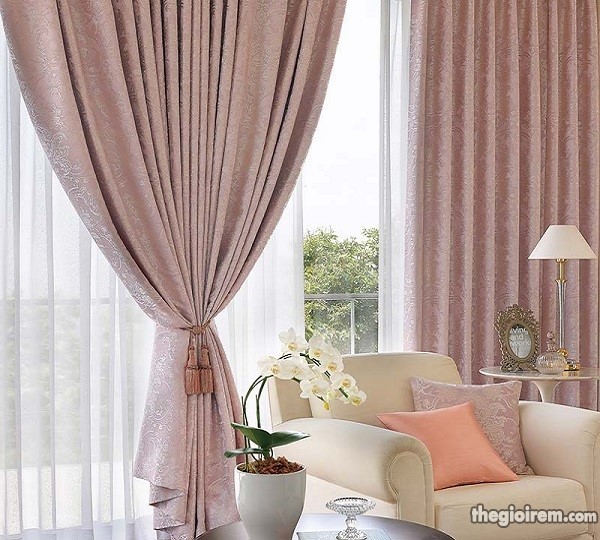 Lựa chọn rèm cửa sổ đẹp cho gia đình, khách sạn và văn phòng làm việc