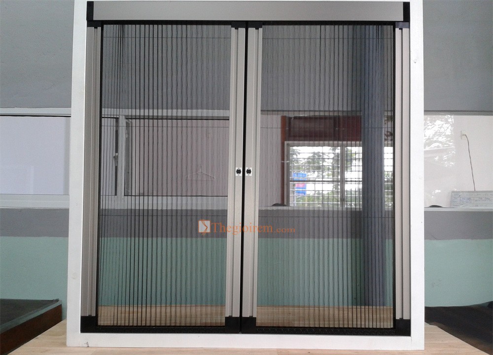 cửa lưới kéo 
