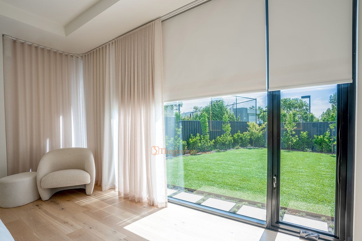rèm của cuốn cao cấp