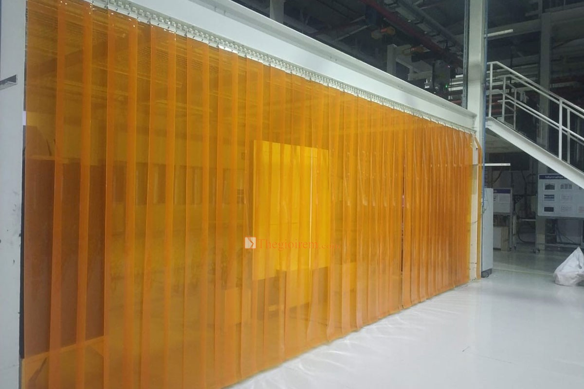 rèm nhựa pvc ngăn lạnh